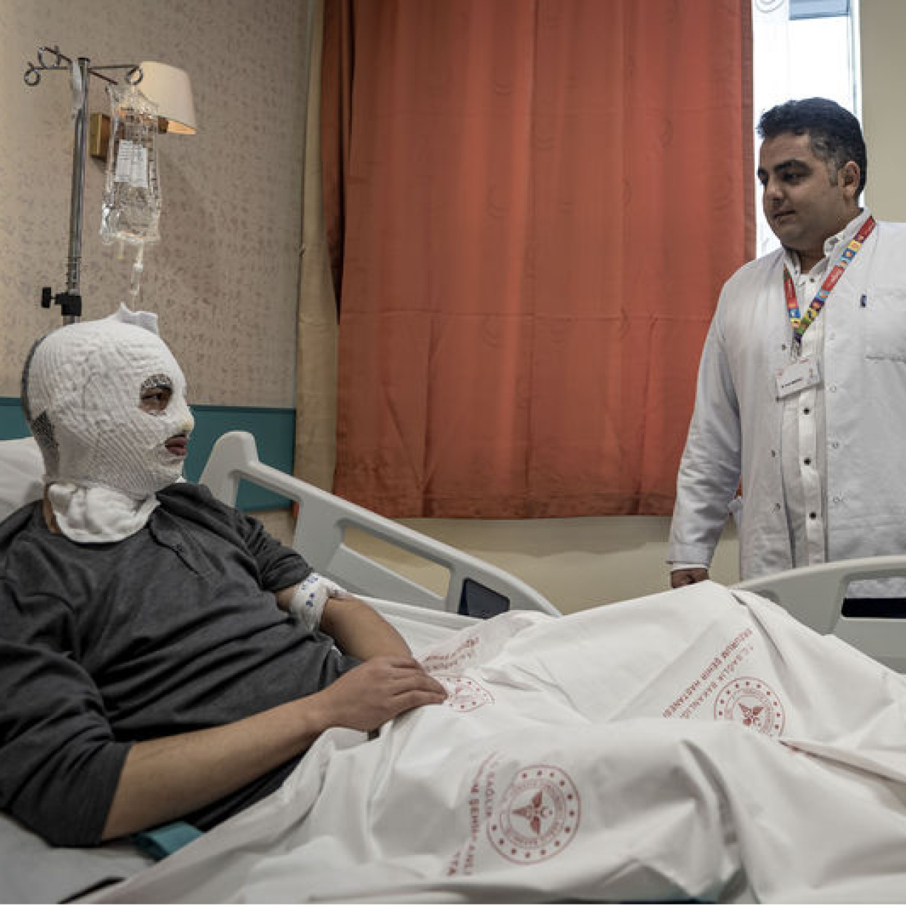 Çakmak gazı faciası! Yüzü ve göğsü yandı!