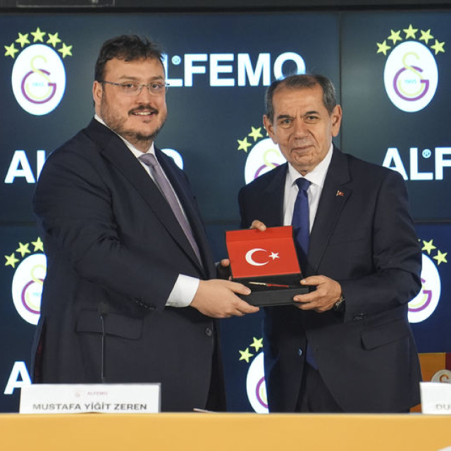 G.Saray'dan sponsorluk anlaşması!