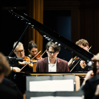 Kremerata Baltica ve Lucas Debargue ile müzik ziyafeti