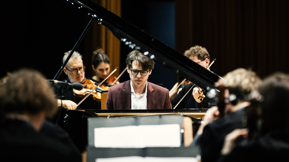 Kremerata Baltica ve Lucas Debargue ile müzik ziyafeti