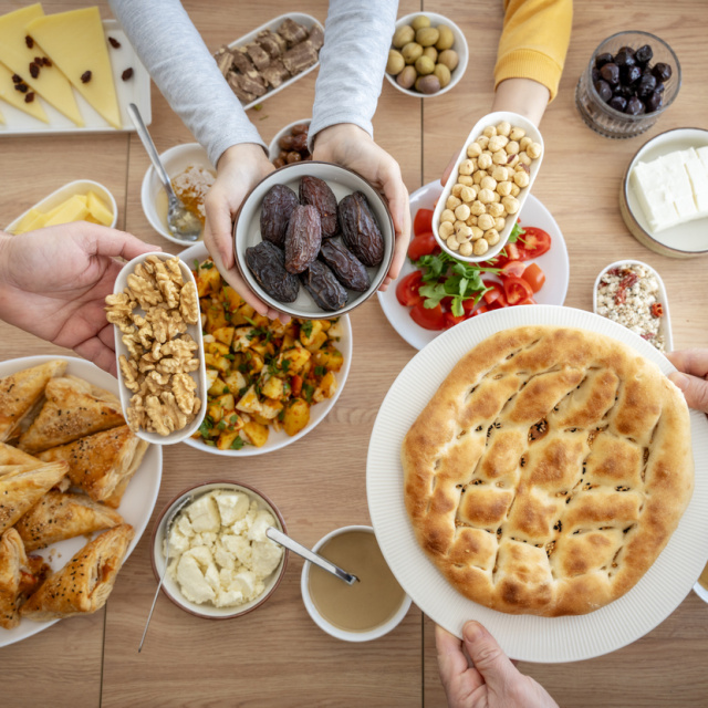 Manisa iftar ve teravih saatleri