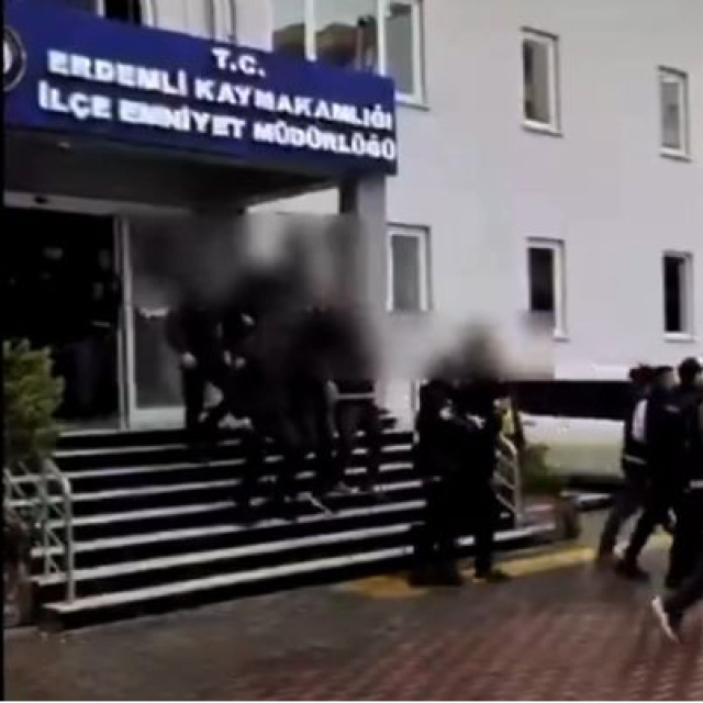 Fuhuş operasyonu: 13 tutuklama