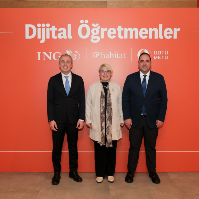 Dijital Öğretmenler projesi yenilendi