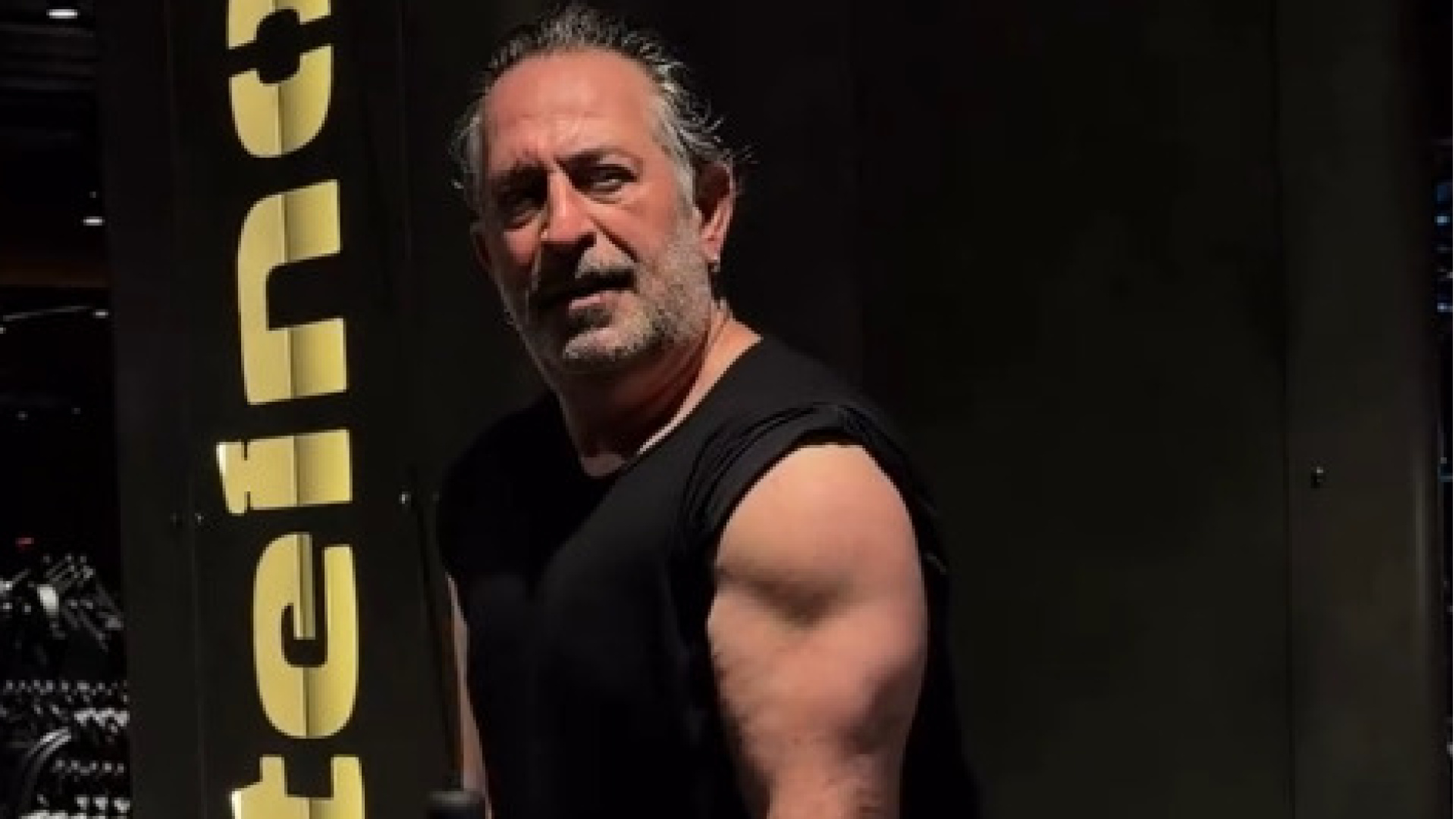 Cem Yılmaz, 'GORA 4 GORA' Öncesi Sporla Forma Giriyor