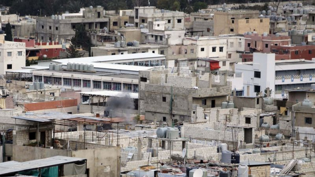 İsrail, Lübnan'da mülteci kampına saldırdı