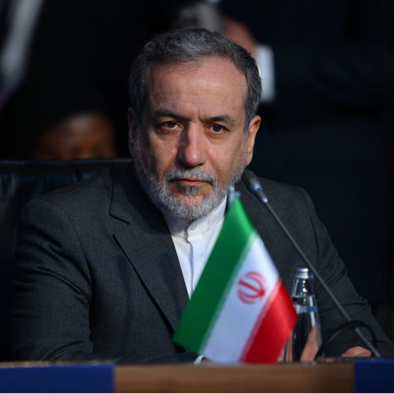 "İran'ın nükleer programı için askeri çözüm yok"