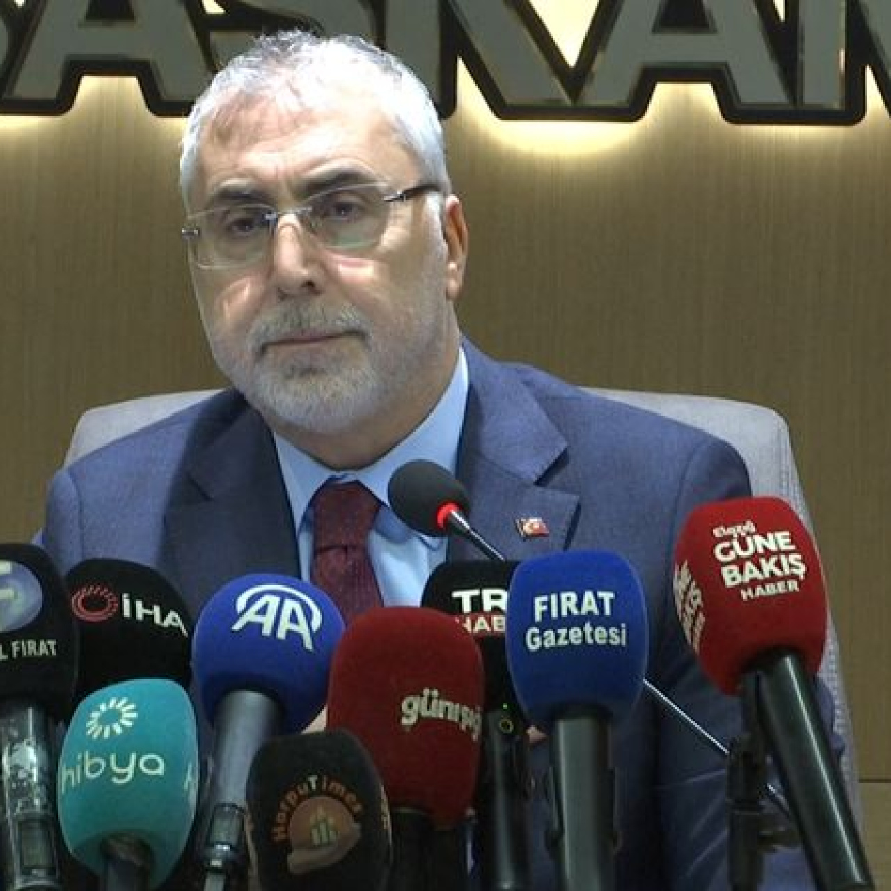 "Kadınlarda işsizlik oranı en düşük seviyede"
