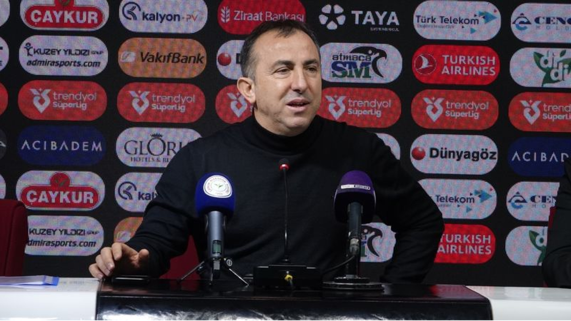 Çaykur Rizespor Teknik Direktörü Recep Uçar: 'Taraftarlarımızı Mutlu Ettik'