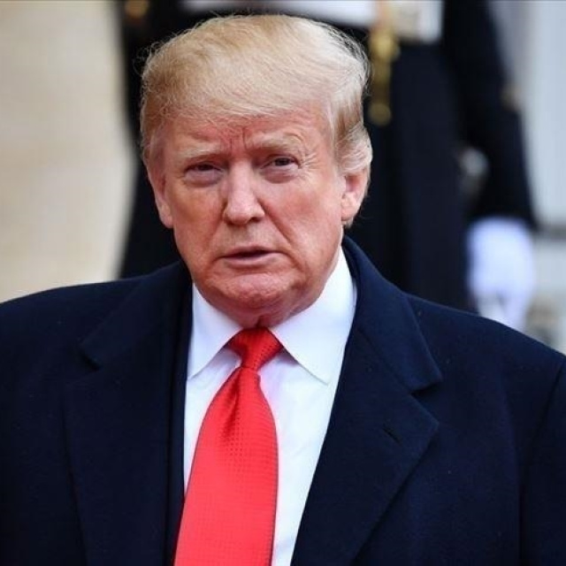 Tüm ülkelere yüzde 10 tarife uygulanmasına ilişkin kararı imzaladı