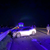 Otomobille traktör çarpıştı: 1'i ağır 6 yaralı