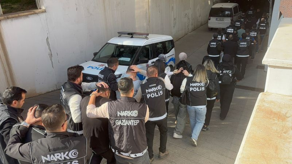 5 ilde büyük uyuşturucu operasyonu!