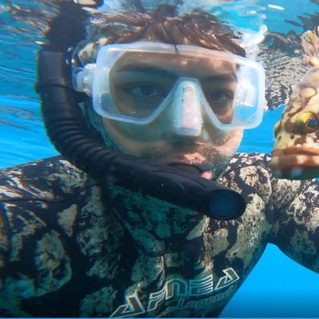 Denizden çıkardı, 3 bin dolara sattı