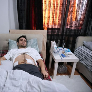 Metro çıkışında dehşet! Yardım etmek isterken...