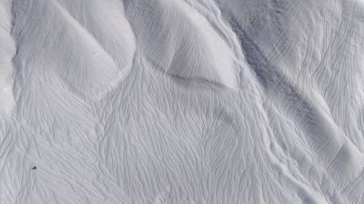 Hakkari'de 'kar dalgaları' şaşırttı