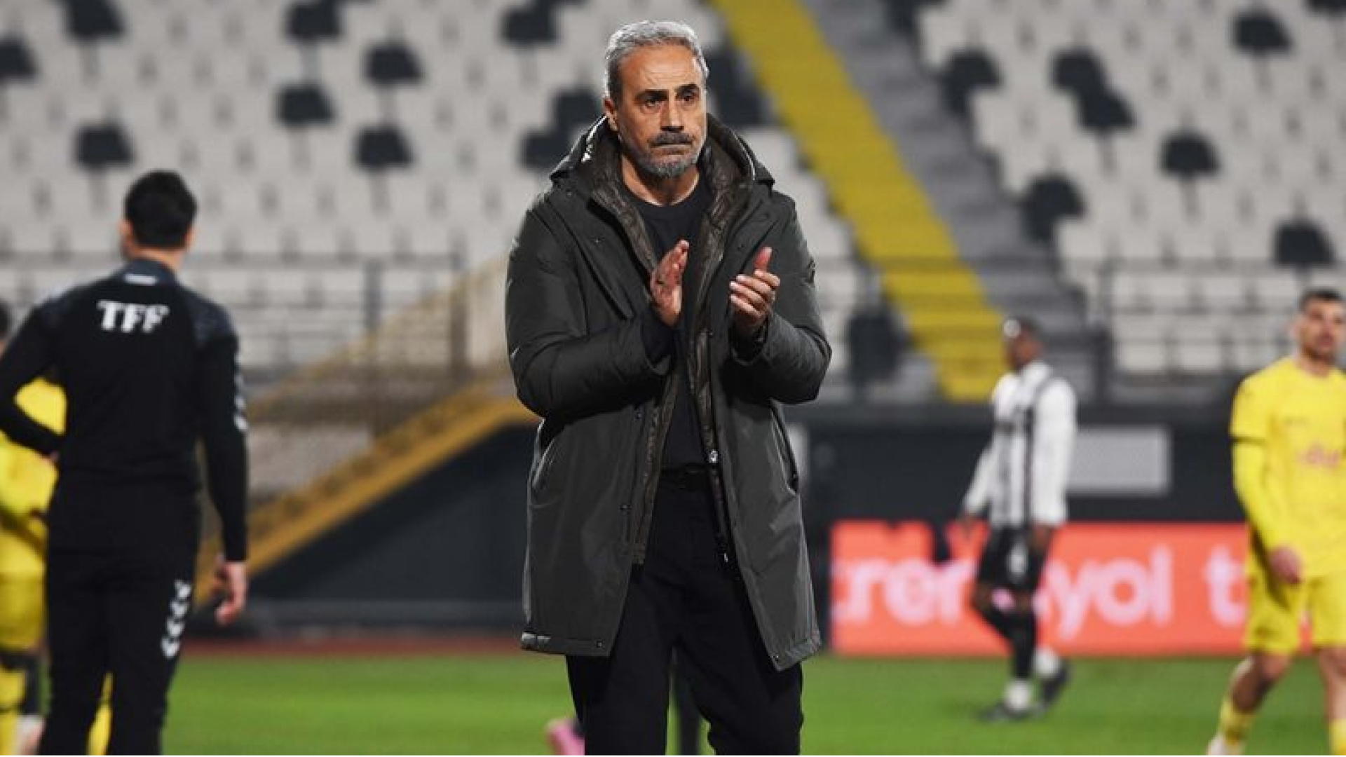 Sakaryaspor'da Mustafa Dalcı Dönemi Başladı: Teknik Direktörlük Görevine Getirildi