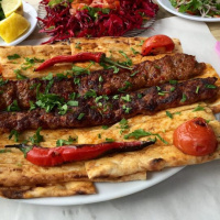 Evde adana kebap nasıl yapılır?