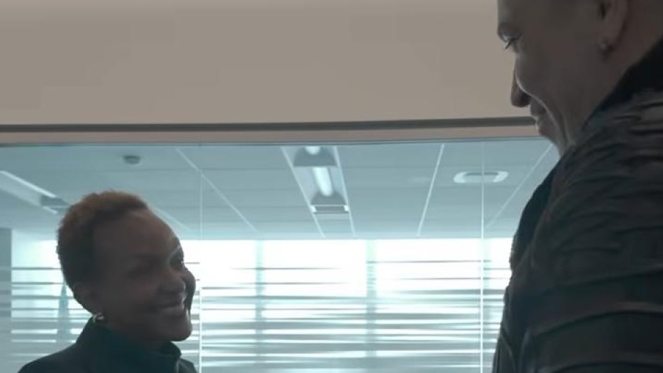 BM ile el sıkıştı