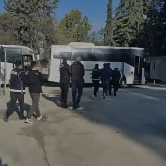 8 ilde rüşvet ve kaçakçılık operasyonu: 26 tutuklama