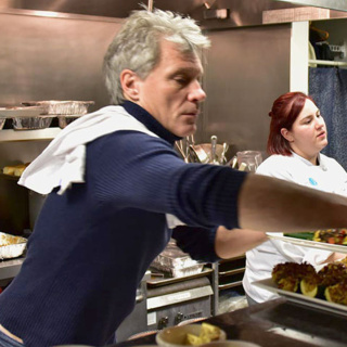 Eline sağlık Bon Jovi