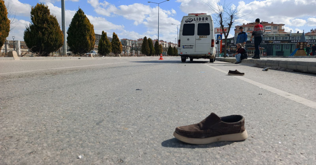 'Ovacık'taki Minibus Kaza Sonucu Yaya Ölümü'