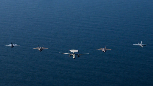 ABD'nin İran'a yönelik askeri sevkiyatları sürüyor