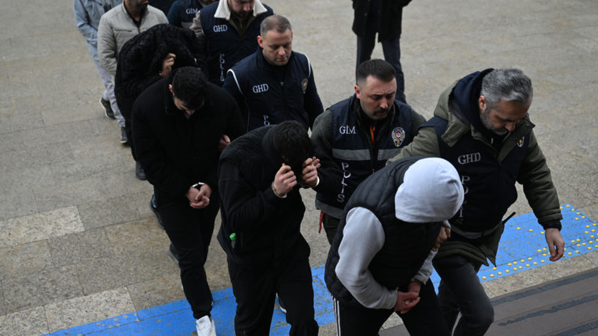 Casperlar Soruşturmasında 17 Zanlıya Tutuklama Talebi: 9'u Polis Memuru