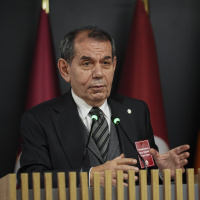 Dursun Özbek'ten çok sert açıklamalar!