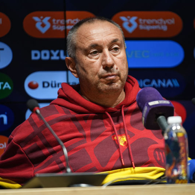 "Yediğimiz gollerde basit hatalar yaptık"