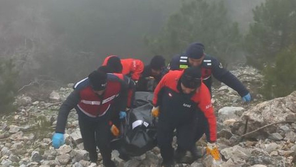 Uçurumda cansız beden bulundu