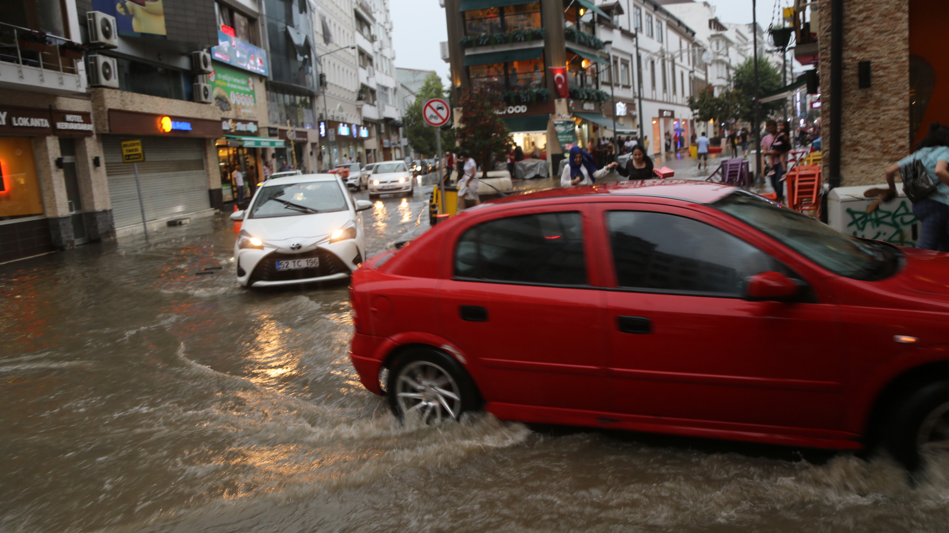Meteoroloji'den Kritik Uyarı: Sağanak Yağmur ve Çığ Tehlikesi!