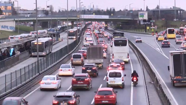 İstanbul'da pazartesi trafiği