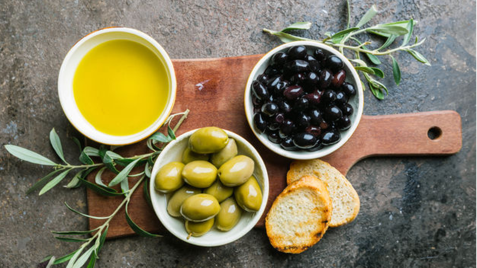 Evde Siyah Zeytin Yapımı: Doğal ve Lezzetli Tarifin Tüm Detayları