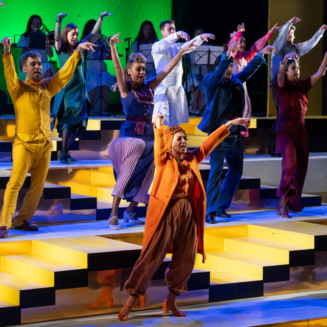 'Lüküs Hayat' Bursa'dan geliyor