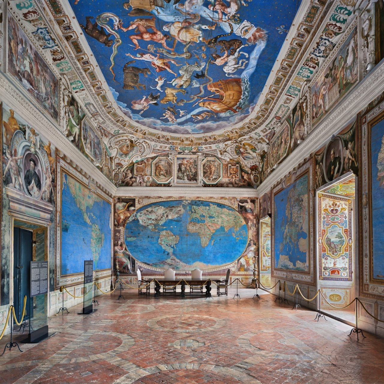 Ahmet Ertuğ Venedik sahnesinde