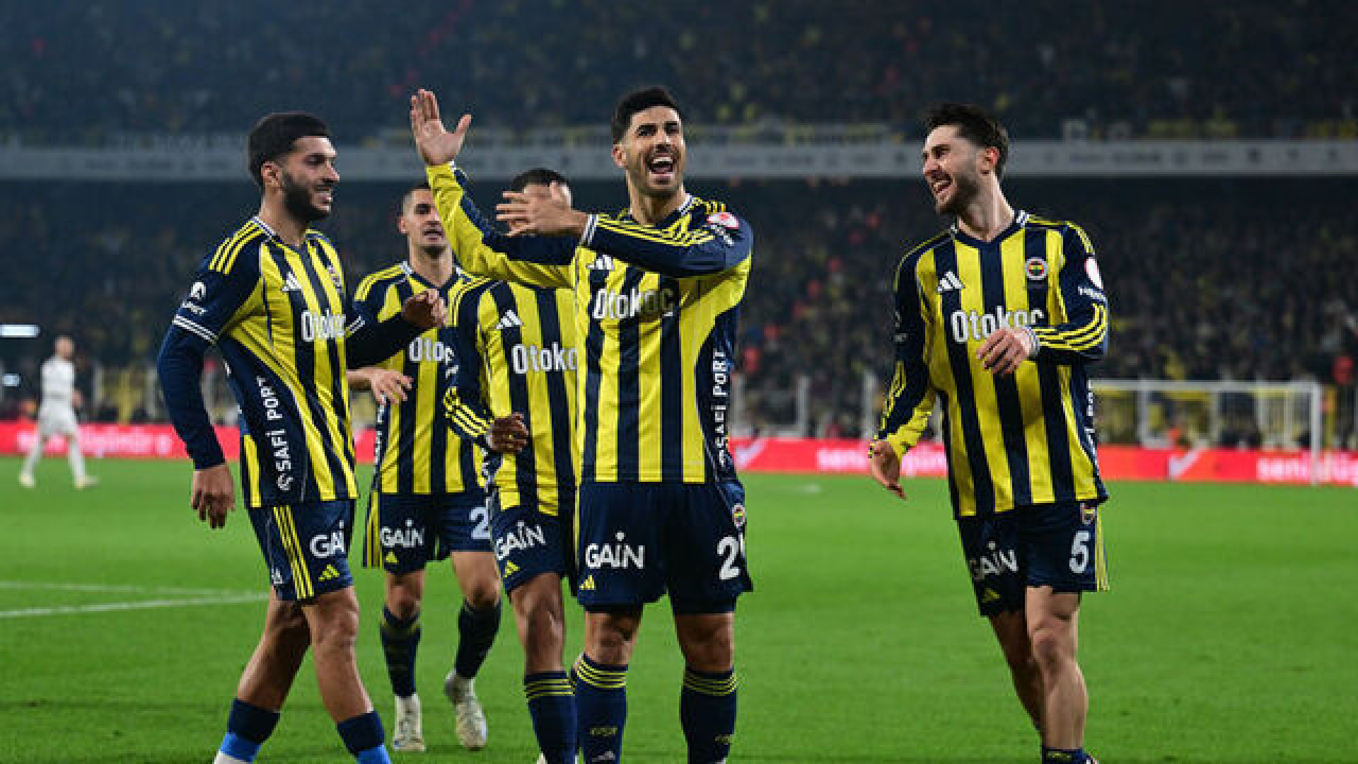 Fenerbahçe - Kasımpaşa Maçı Canlı Yayın ve Muhtemel 11'ler Açıklandı