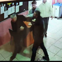 Okul müdürlerine saldırı kamerada!