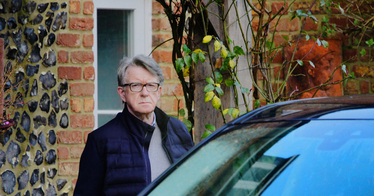 İngiltere'nin eski ABD Büyükelçisi'ne 'Epstein' sorgusu