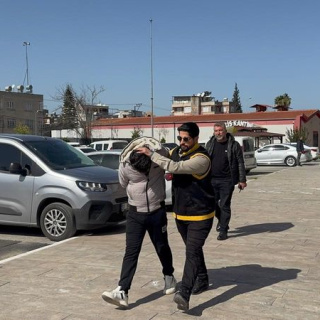 Yol verme kavgasında kalbinden bıçakladı!