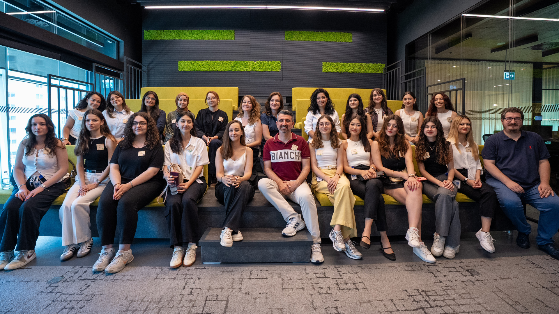 Enerjisa Üretim, Womentum Programıyla Geleceğin Kadın Liderlerini Yetiştiriyor