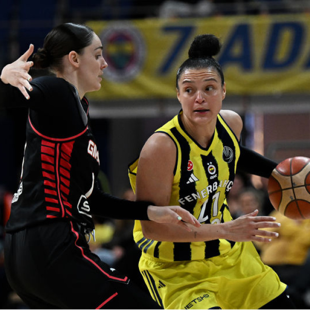 Fenerbahçe Opet, İspanya'da galibiyet arıyor!