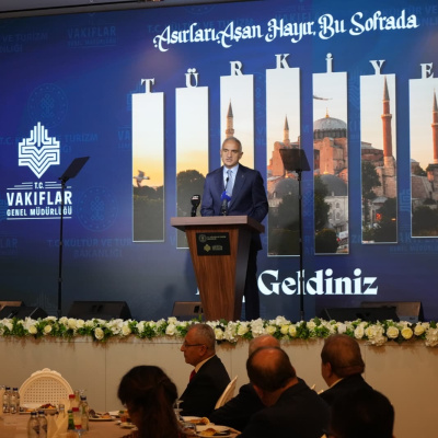 Bakan Ersoy, "Vakıf Başkanları İftar Buluşması"nda konuştu