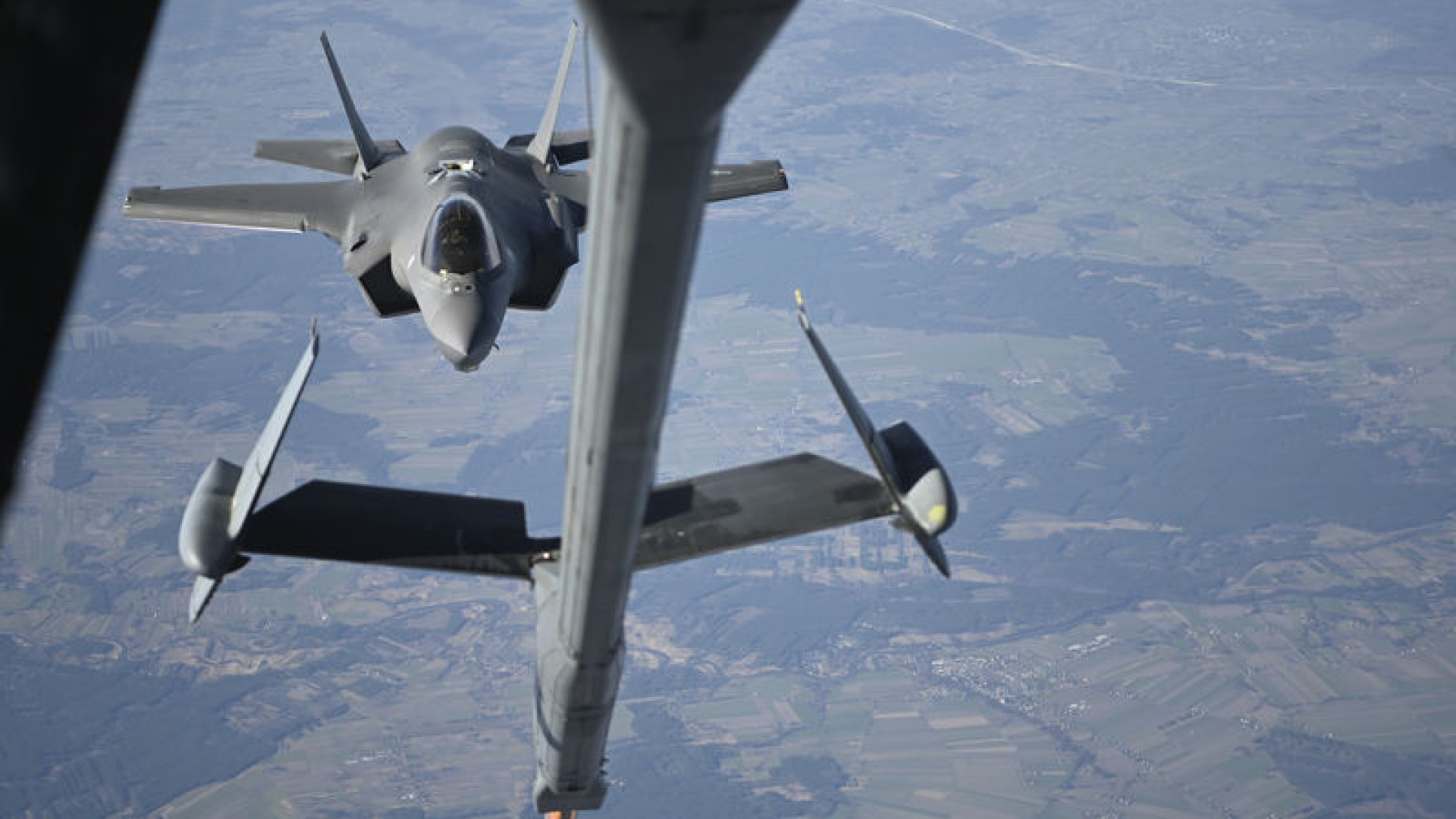 ABD bölgeye 150'den fazla uçak sevk etti | Dış Haberler