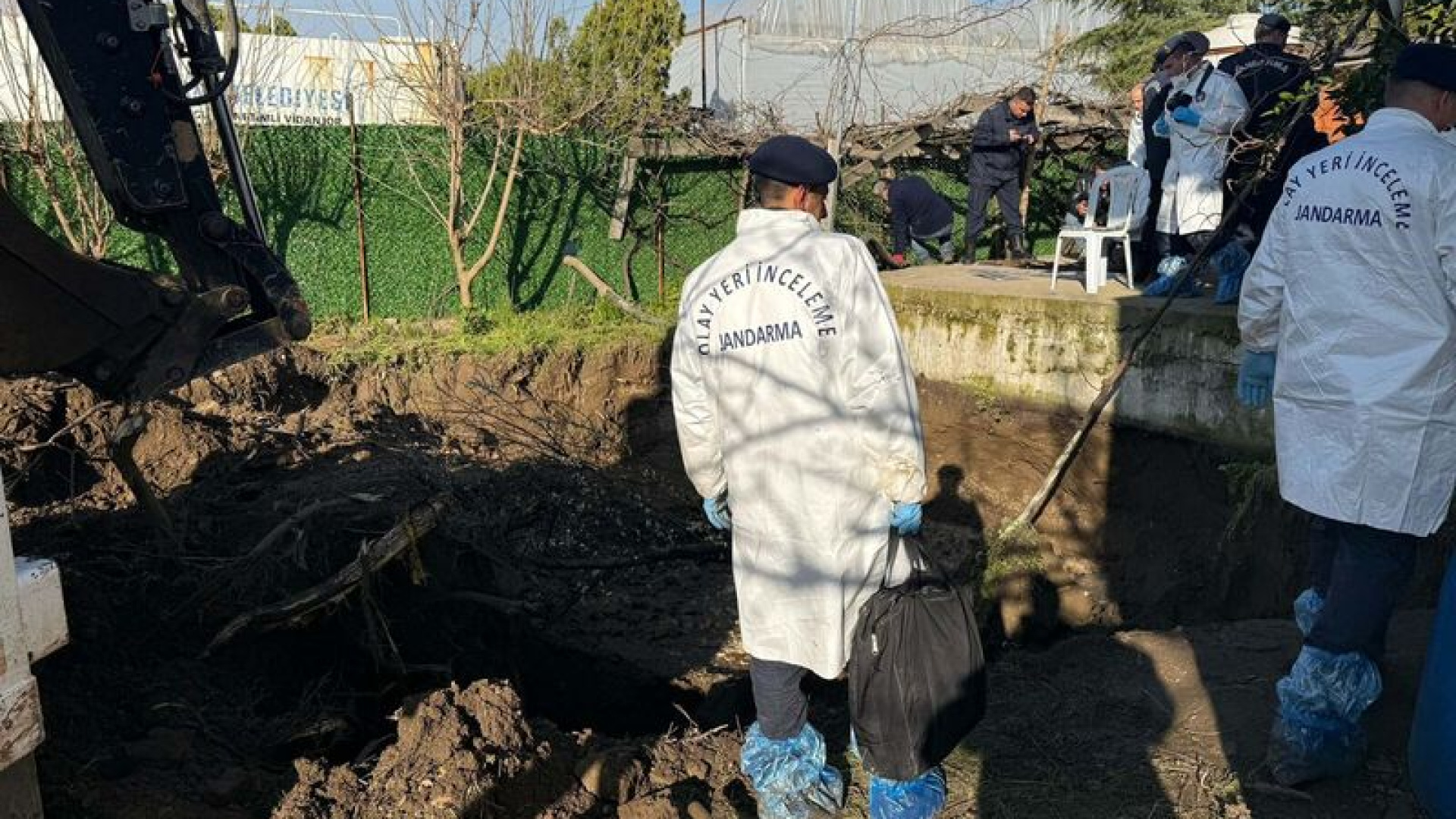 Manisa'da 17 Yıllık Kayıp Kız Cinayeti Aydınlatıldı: Eski Enişte İtiraf Etti