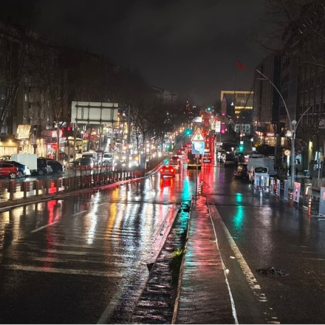 İstanbul'un bazı bölgelerinde sağanak etkili oluyor