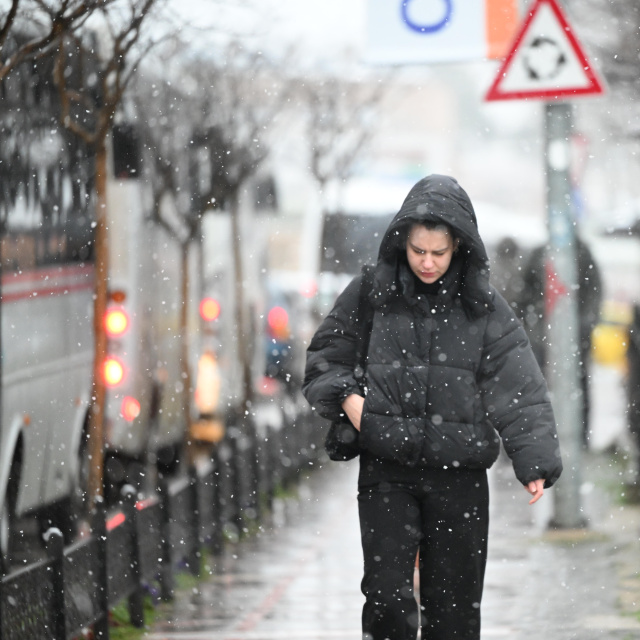 Sağanak yağmur ve kar bekleniyor! Sıcaklıklar düşüyor