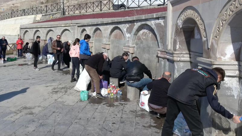 Oruçlarını 'ekşisu' ile açıyorlar