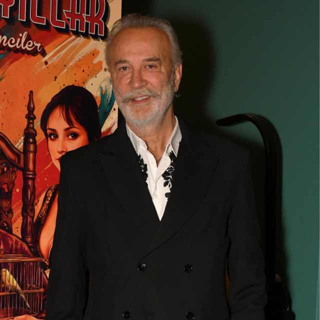 "Hem gülüp hem de dramla karşılaşacaklar"