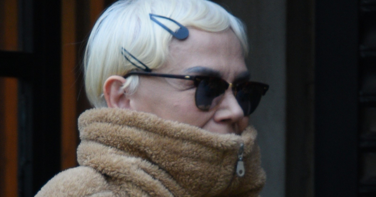 'Sezen Aksun'un Cihangir Görünüşü: Sorularda Yanıt Yok'