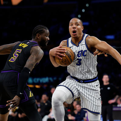 Lakers sahasında Magic'e mağlup!