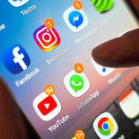 Sosyal medyaya girişte kimlik doğrulama şartı